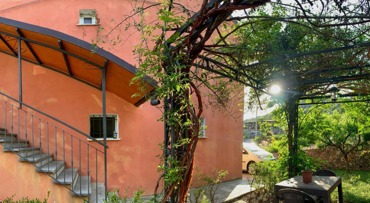 Bed and Breakfast Ligo Villanova d'Albenga Esterno foto